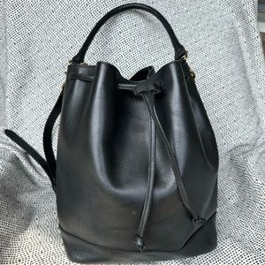 All leather Madewell drawstring bag!